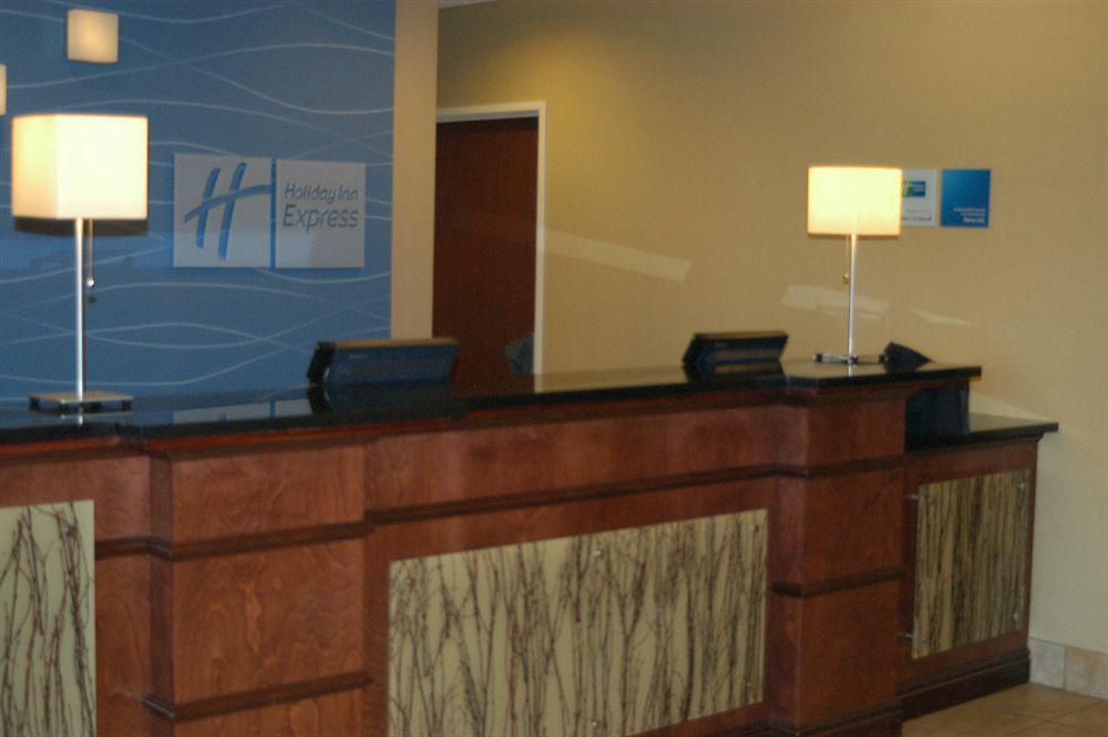 Holiday Inn Express Athens By Ihg Интерьер фото