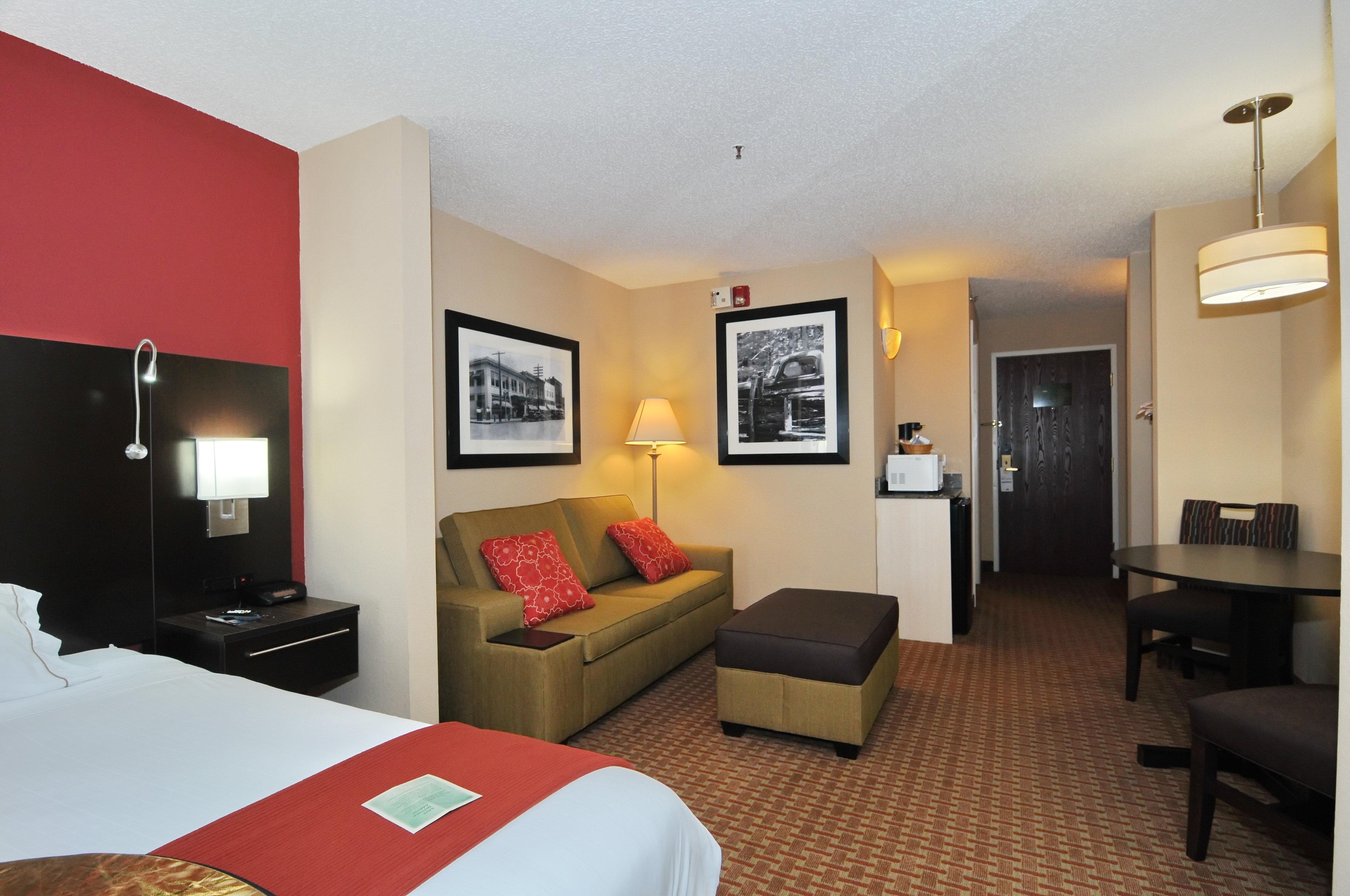 Holiday Inn Express Athens By Ihg Экстерьер фото