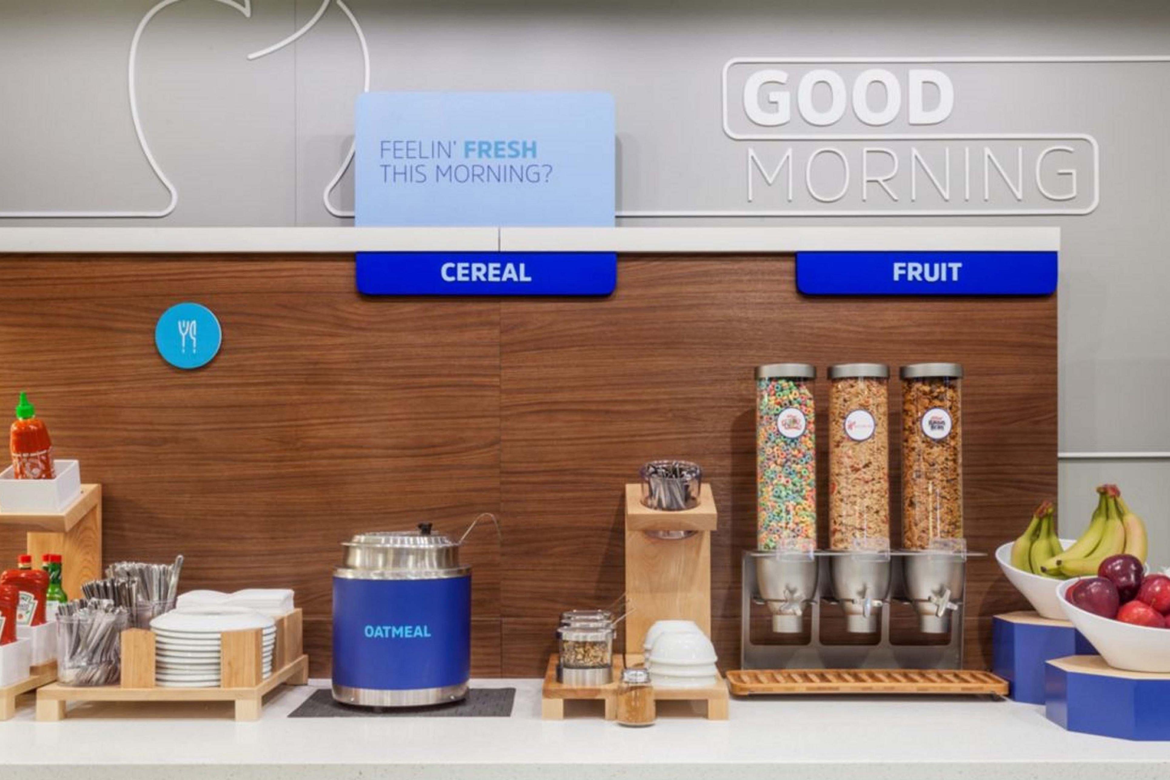 Holiday Inn Express Athens By Ihg Экстерьер фото