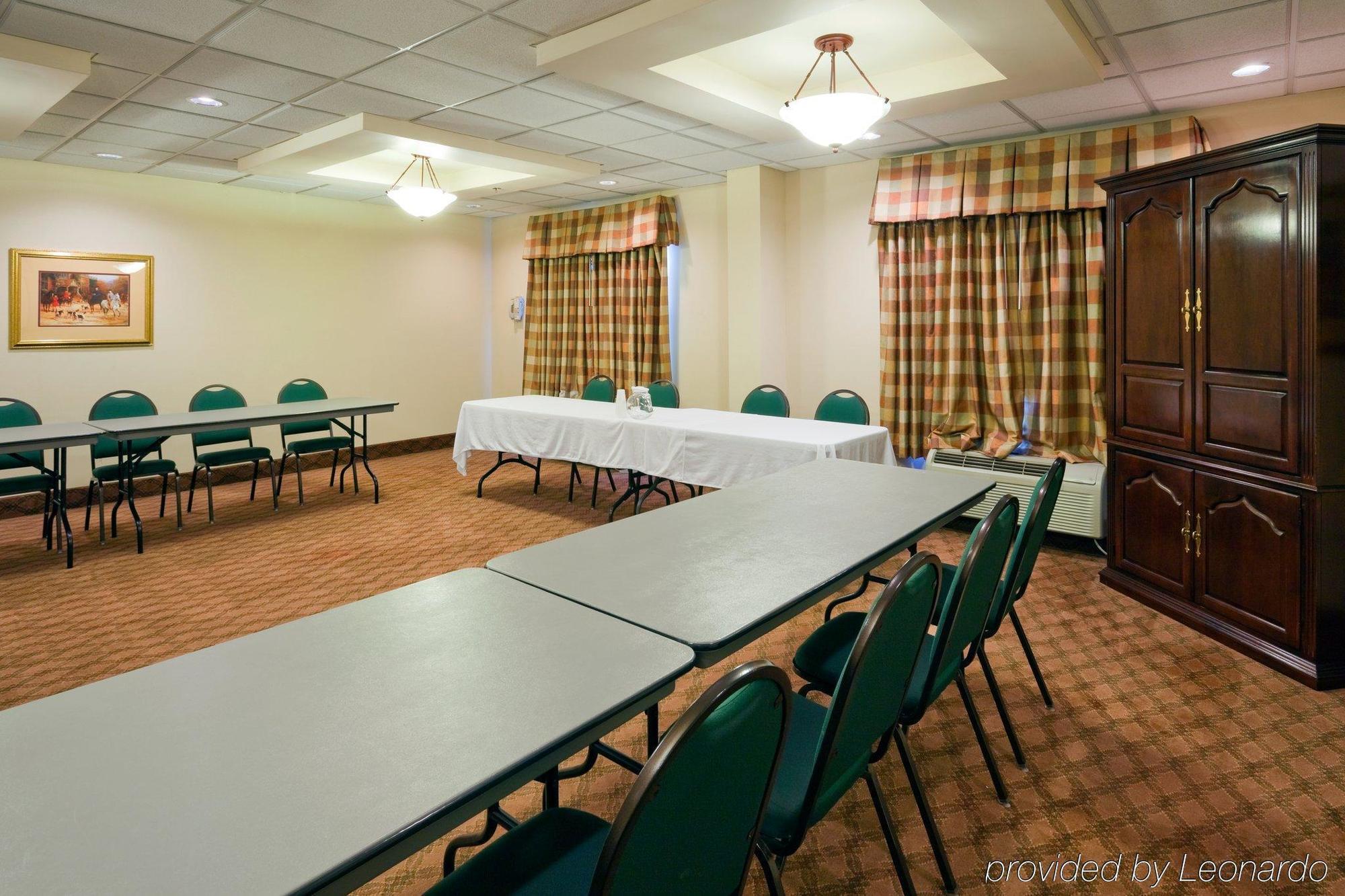 Holiday Inn Express Athens By Ihg Удобства фото